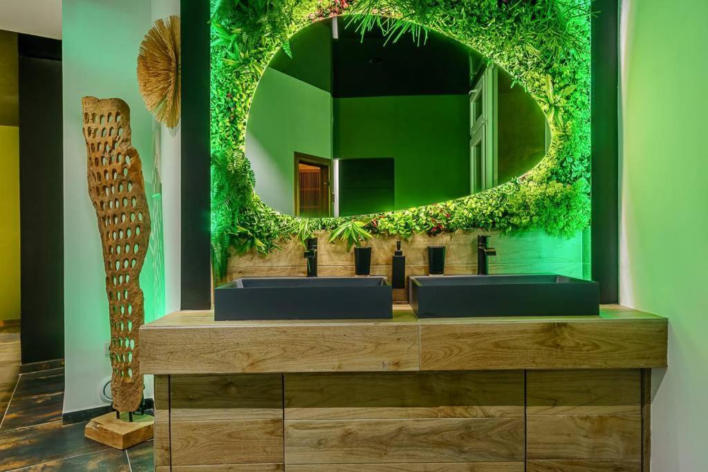 Evasion Antillaise Hotel มาร์กเซย ภายนอก รูปภาพ