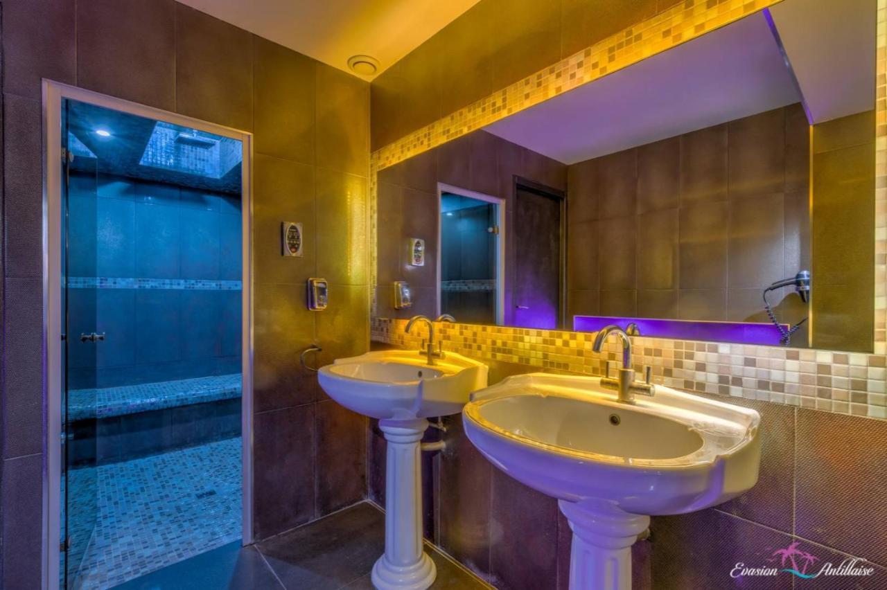 Evasion Antillaise Hotel มาร์กเซย ภายนอก รูปภาพ